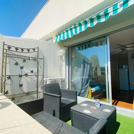 Studio Le Quai Aux Fleurs Apartment