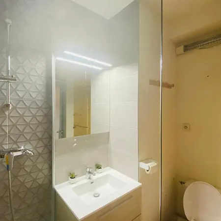 Studio Le Quai Aux Fleurs Apartment *